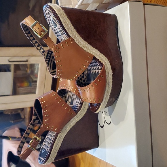 Jessica Simpson - Picture 1 of 3